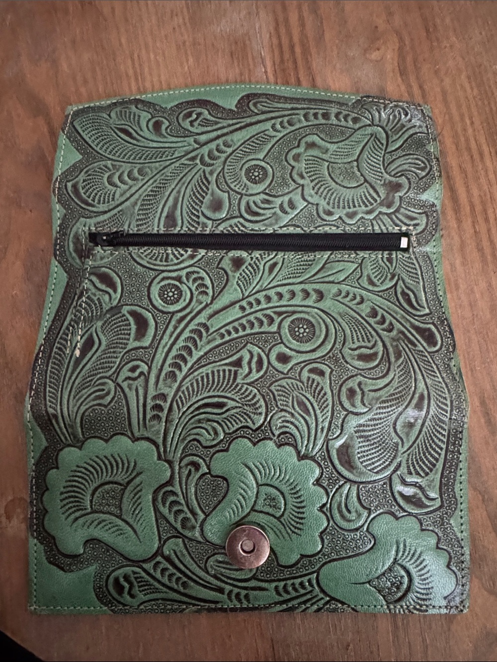 Tooled Floral Leather Wallet - Green - Picture 3 of 3
